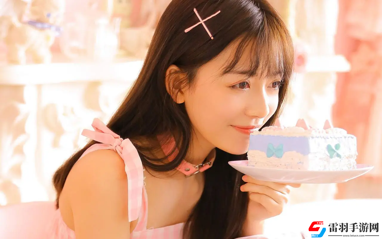 婀娜少女羞歲月無憂愁云裳：揭示青春的美麗與煩惱——少女匆匆歲月實(shí)錄！