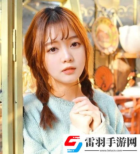 剛?cè)胨杏X(jué)巨大的東西在動(dòng)