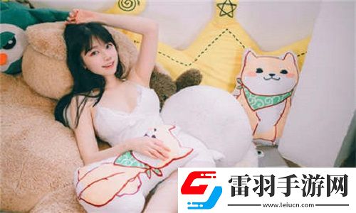 一前一后三個人一起騎自行車