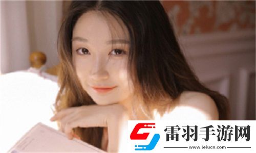 從質(zhì)地、色澤、持久度及使用體驗(yàn)的深度評測蜜絲婷大草莓和小草莓對比