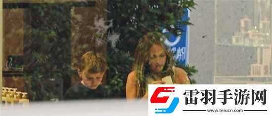 大本現(xiàn)任和前任撲朔迷離的關系