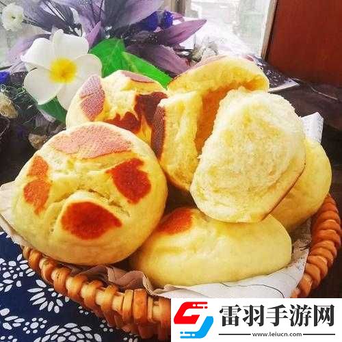 一對白花花的大饅頭