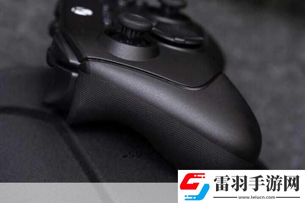 RAZER幻影戰(zhàn)狼V3專(zhuān)業(yè)版震撼發(fā)布手游玩家PC&Xbox新寵兒！