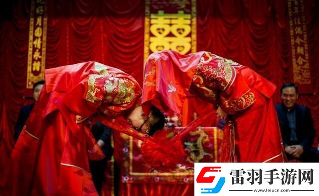 “男海茫?？萍紟p峰！‘何處不紅塵’的瘋狂時(shí)代”