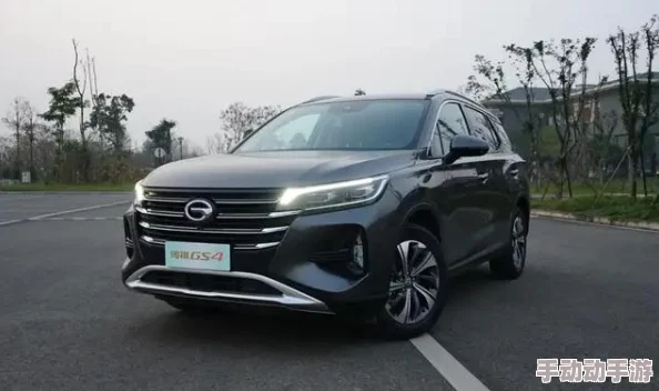 好大老師好爽快點深一點動漫許多友表示這部作品情節(jié)緊湊角色設定獨特讓人欲罷不能