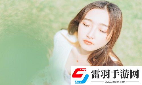 瞞著老公加班的HR中字