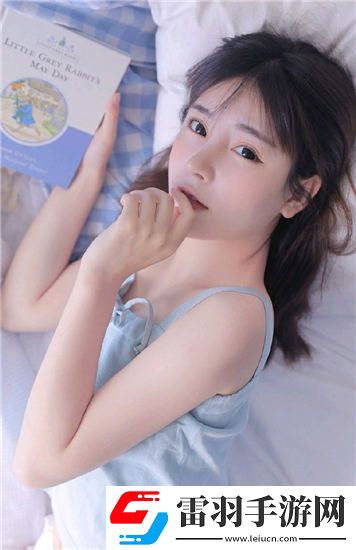 國(guó)精產(chǎn)品99永久免亞精一區(qū)美女版